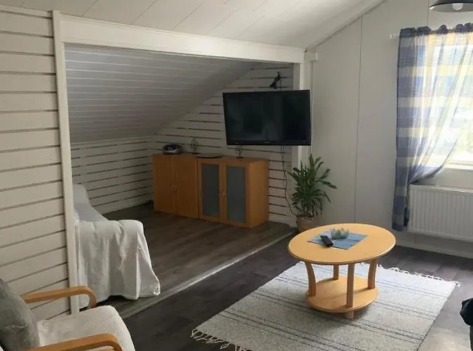 Tomujoen Kylaetalo Lägenhet Himanka